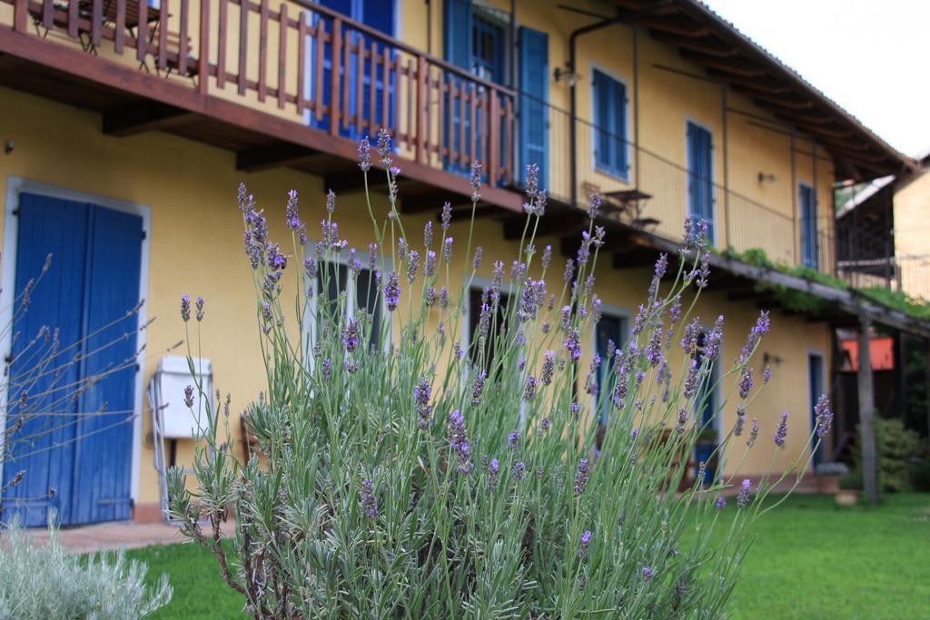 Antico Casale Mattei - Adult Only Bed & Breakfast Corneliano d'Alba Екстериор снимка